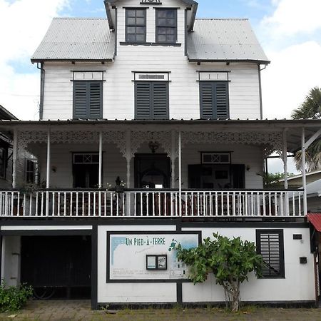 Guesthouse Un Pied-A-Terre Paramaribo Luaran gambar