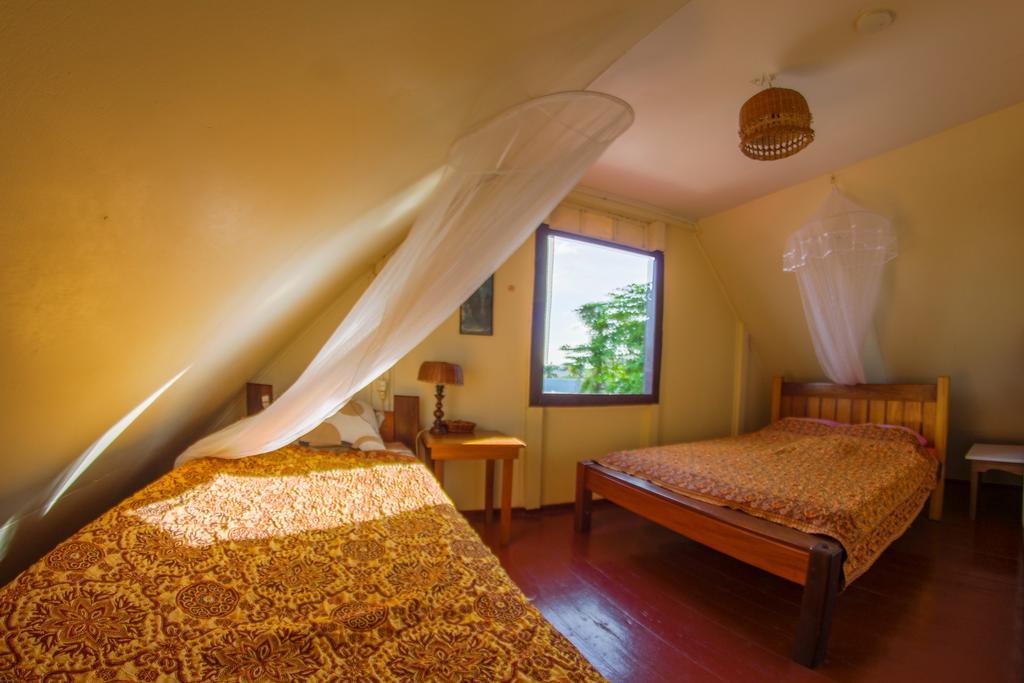 Guesthouse Un Pied-A-Terre Paramaribo Luaran gambar