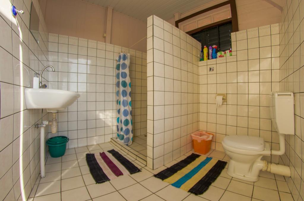 Guesthouse Un Pied-A-Terre Paramaribo Luaran gambar