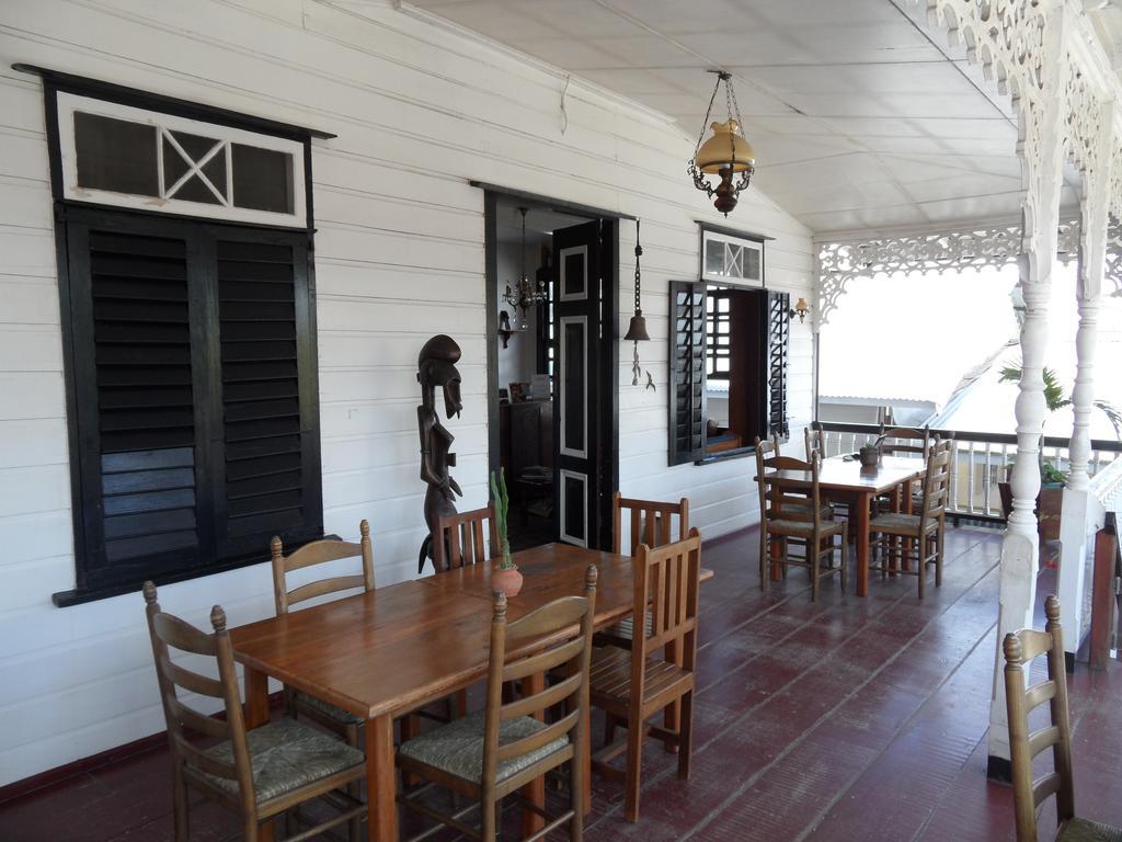 Guesthouse Un Pied-A-Terre Paramaribo Luaran gambar