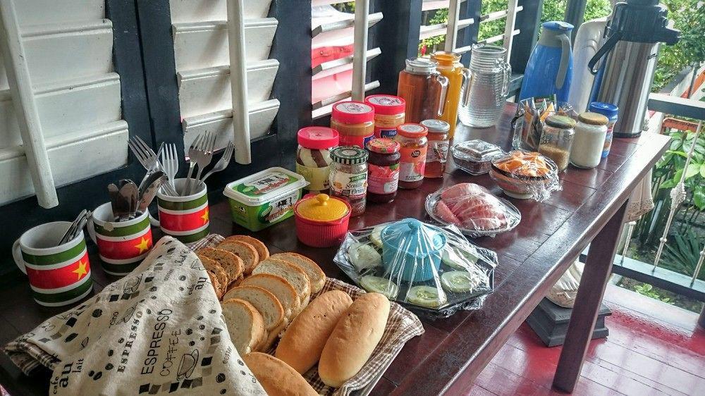 Guesthouse Un Pied-A-Terre Paramaribo Luaran gambar